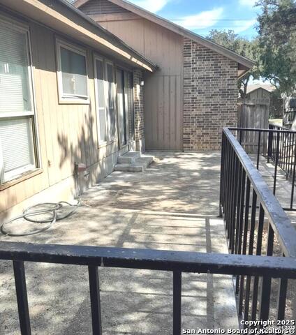 4202 W Shadow Oak Woods Property Photo 17