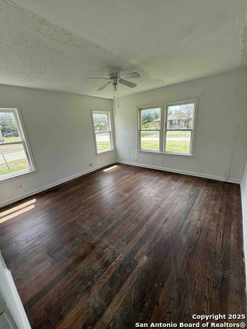 703 Alexander Hamilton Dr Property Photo 8