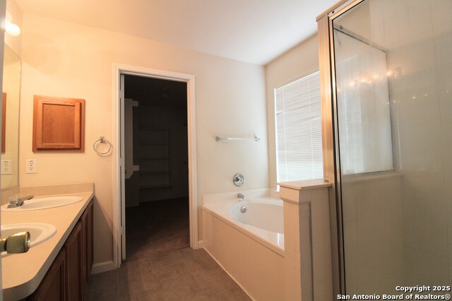 13142 Willowthorn Ln Property Photo 17