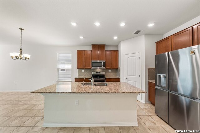 7347 Bluebonnet Bay Property Photo 11