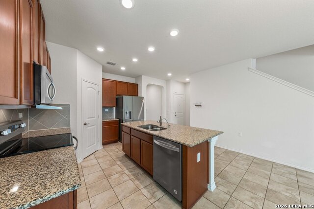 7347 Bluebonnet Bay Property Photo 13