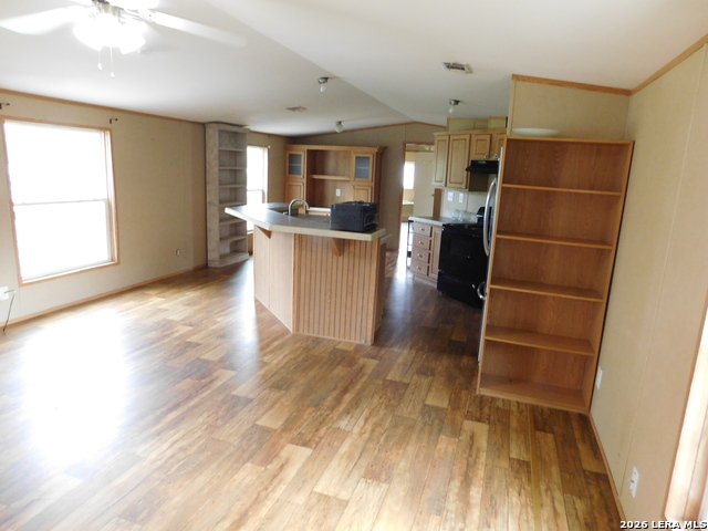 4507 Legend Hts Property Photo 3