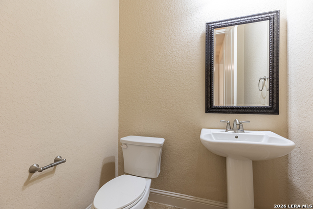 8103 Mystic Chase Property Photo 6