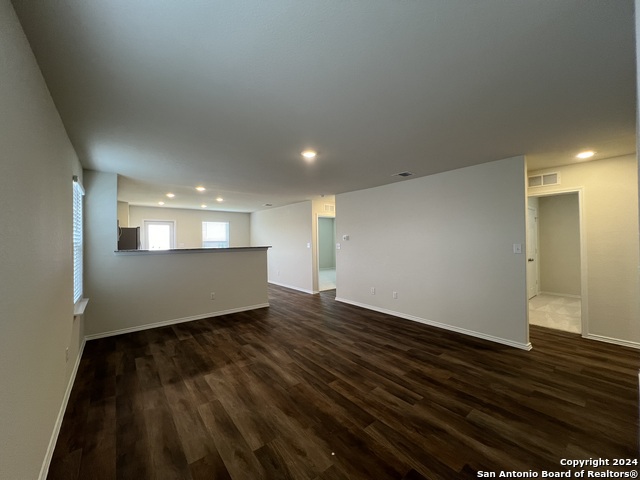 760 Heartseed Ave Property Photo 3