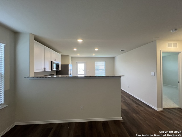 760 Heartseed Ave Property Photo 5
