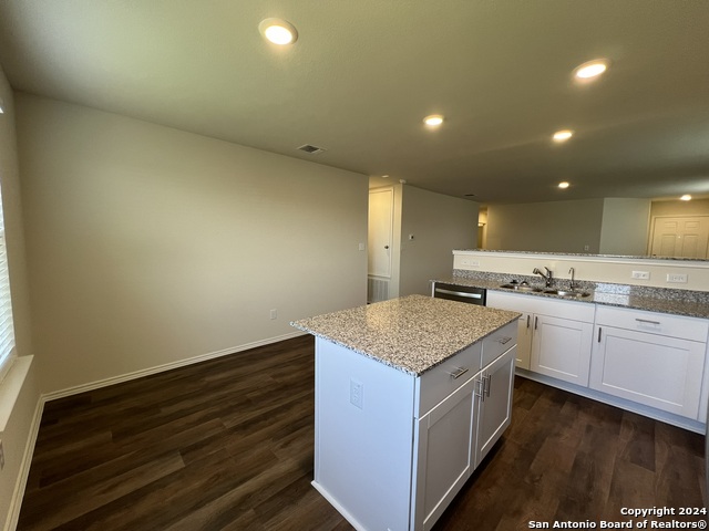 760 Heartseed Ave Property Photo 14