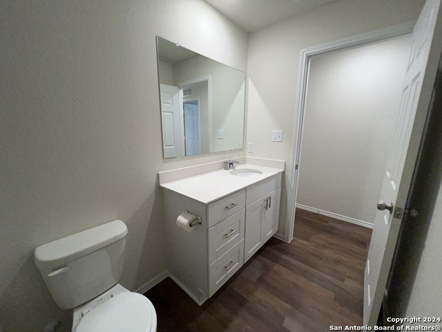 760 Heartseed Ave Property Photo 27