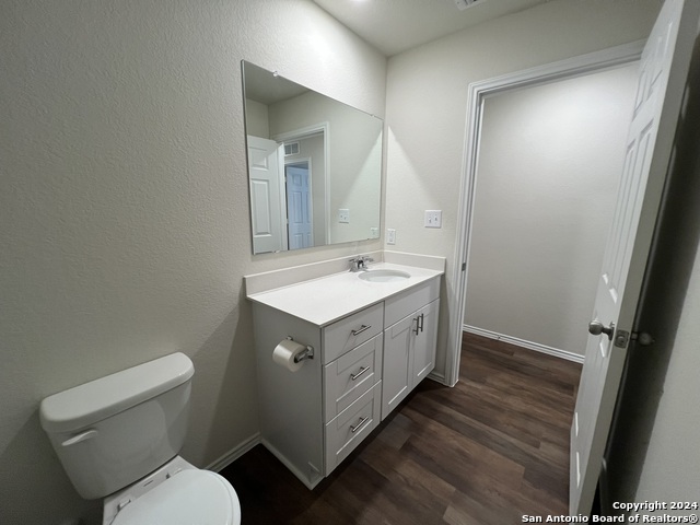 760 Heartseed Ave Property Photo 28