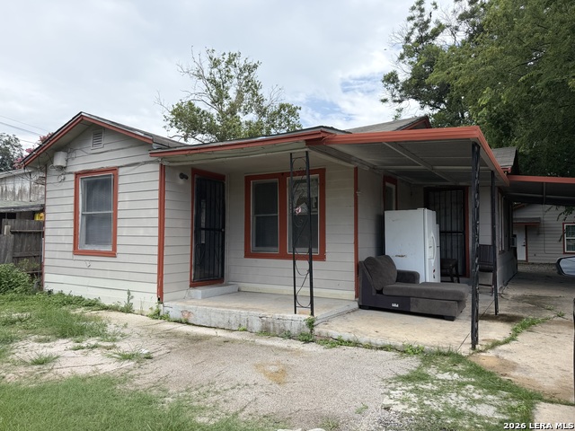 2826 Roselawn Rd Property Photo 1