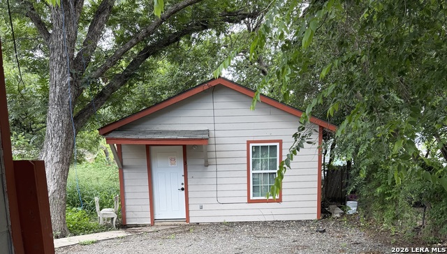 2826 Roselawn Rd Property Photo 3