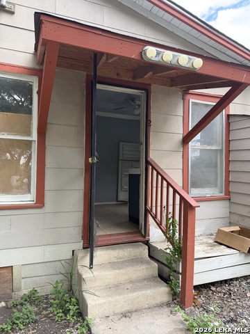 2826 Roselawn Rd Property Photo 4