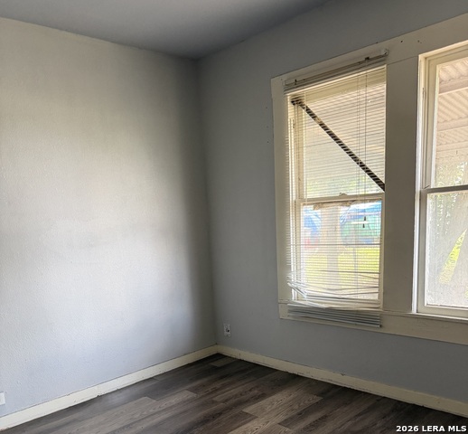 2826 Roselawn Rd Property Photo 11