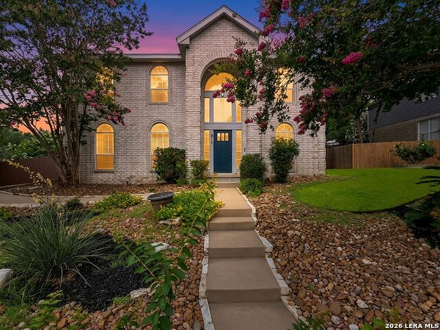 815 Stoneway Dr