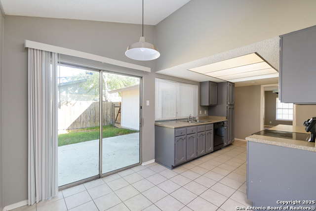 7414 Elderberry St Property Photo 5