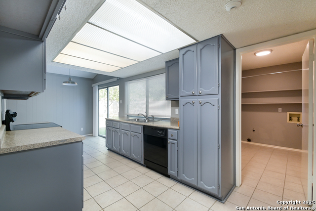 7414 Elderberry St Property Photo 7