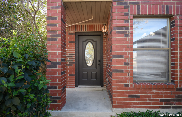 8166 Cheryl Meadow Dr Property Photo 4
