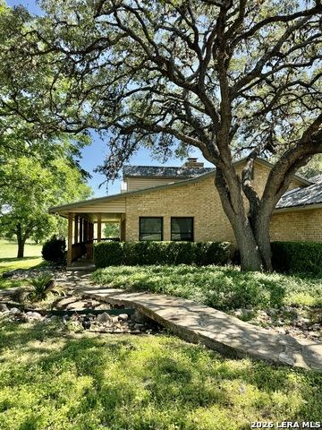 21680 Valley Park Dr Property Photo 7