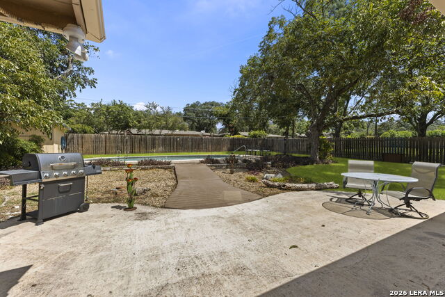 421 Windcrest Dr. Property Photo 34