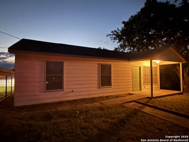 902 Saint Mary Property Photo 2