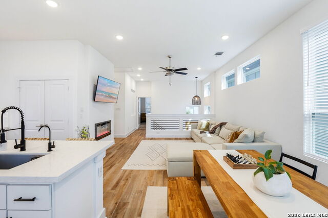 8851 Oakland Rd Property Photo 8