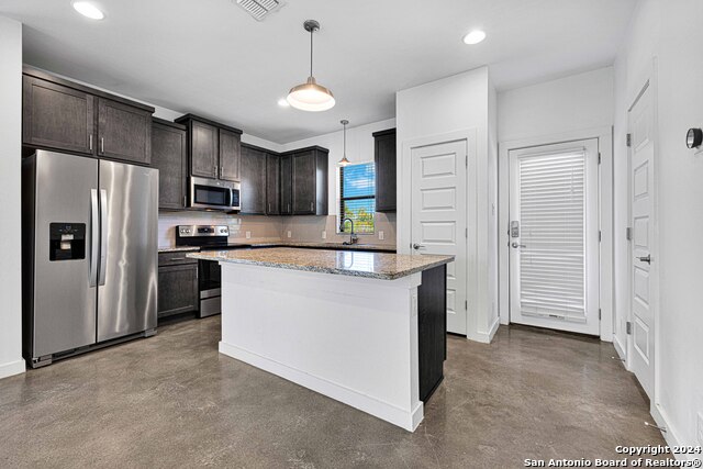 1162 N Olive St Property Photo 10