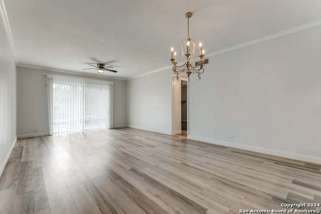 7709 Broadway Property Photo 2