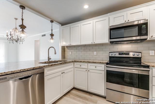 7709 Broadway Property Photo 9