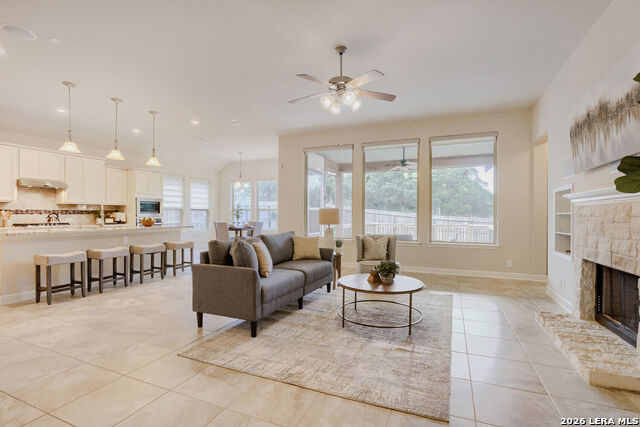 454 Scenic Lullaby Property Photo 3