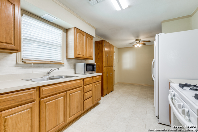 322 Byrnes Dr Property Photo 9