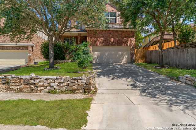 807 Midway Crst Property Photo 1