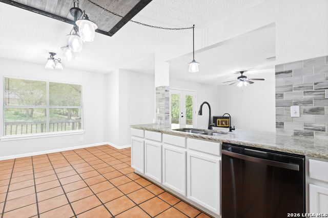 7705 Autumn Bluff Property Photo 2