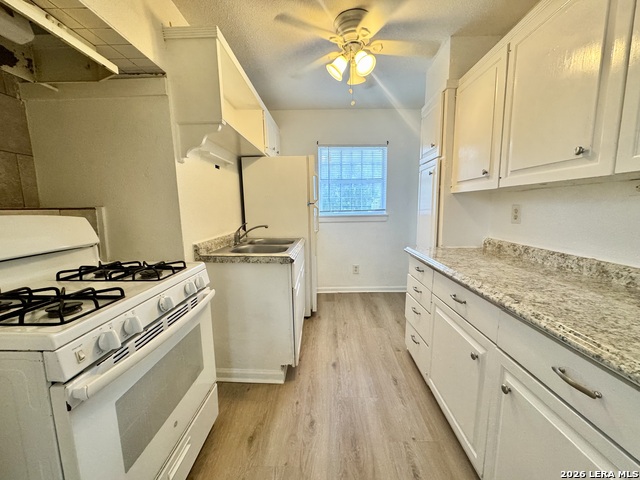 602 Lovett Property Photo 10
