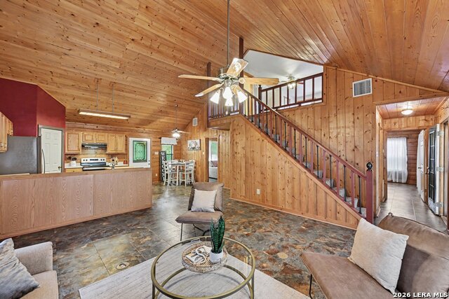140 Teal Rdg Property Photo 6