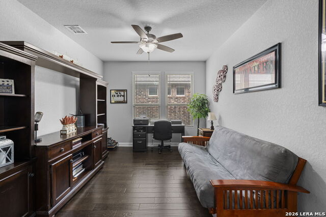 1526 Balcones Fault Property Photo 12