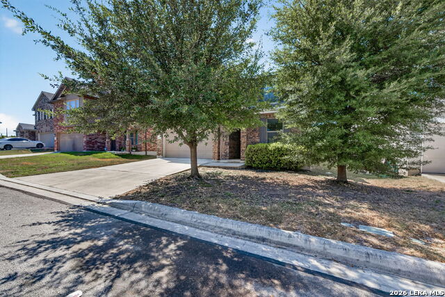 1407 Blue Jay Ct Property Photo 2