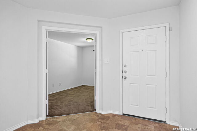 1407 Blue Jay Ct Property Photo 5