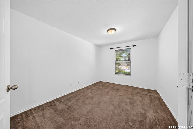 1407 Blue Jay Ct Property Photo 6