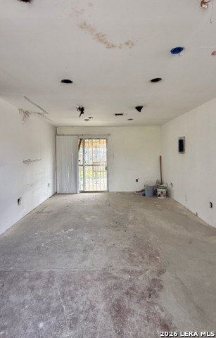 114 Lelani St Property Photo 2