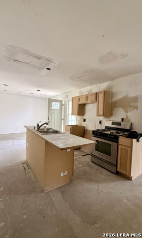 114 Lelani St Property Photo 3