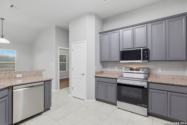 21207 Encino Ash Property Photo 16