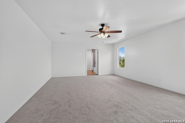 409 Hinge Loop Property Photo 21
