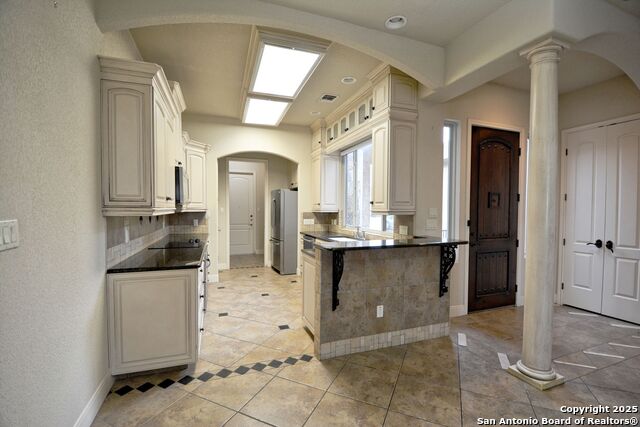 1159 Legacy Dr Property Photo 10