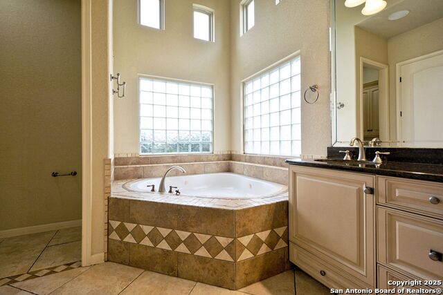1159 Legacy Dr Property Photo 24