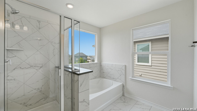 7826 Kingfisher Lndg Property Photo 5