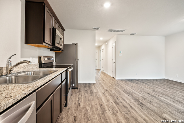 1143 Magnolia Property Photo 6