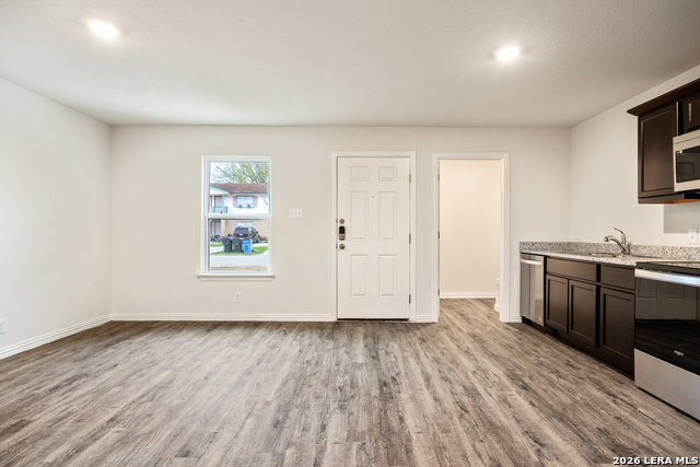 1143 Magnolia Property Photo 7