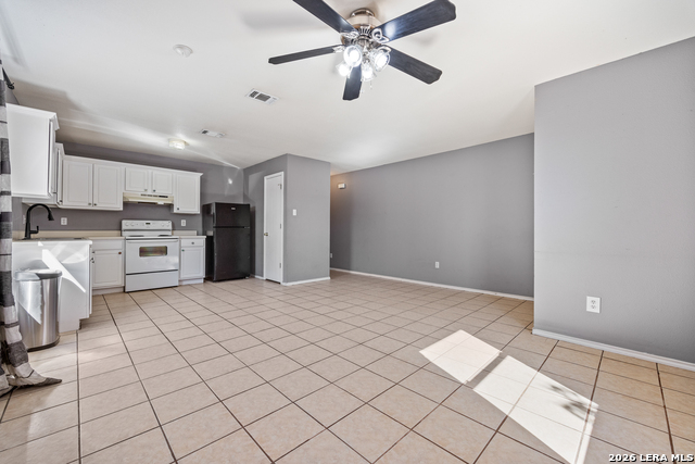 9226 Emerald Port Dr Property Photo 2