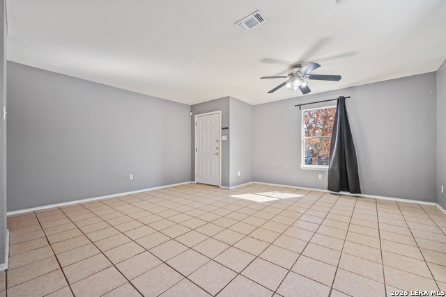 9226 Emerald Port Dr Property Photo 3