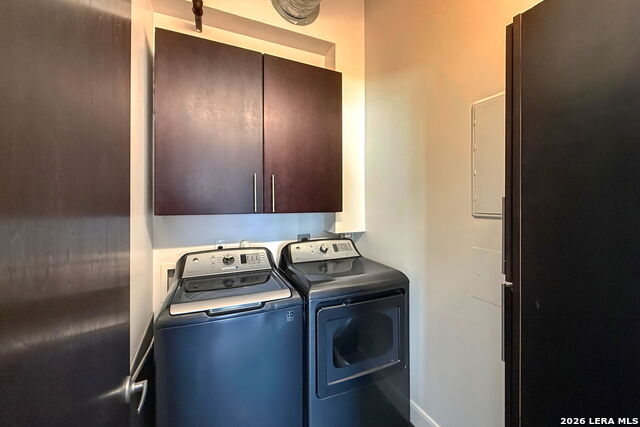 831 S Flores Street Property Photo 8