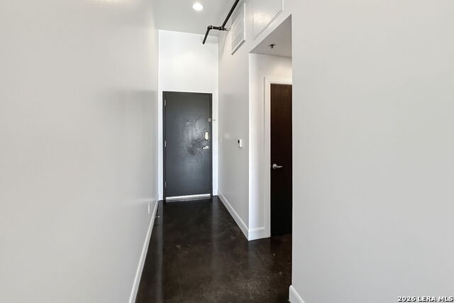831 S Flores Street Property Photo 12